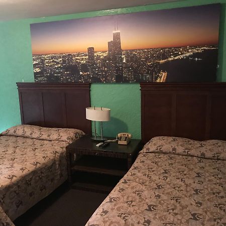 Fiesta Motel Pontiac 외부 사진